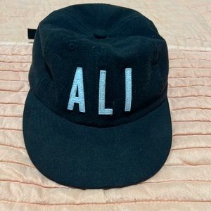 Ali Diamond hat